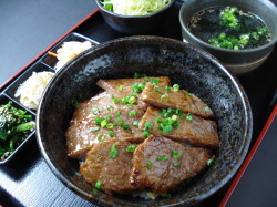 仙台牛特上ロース御膳